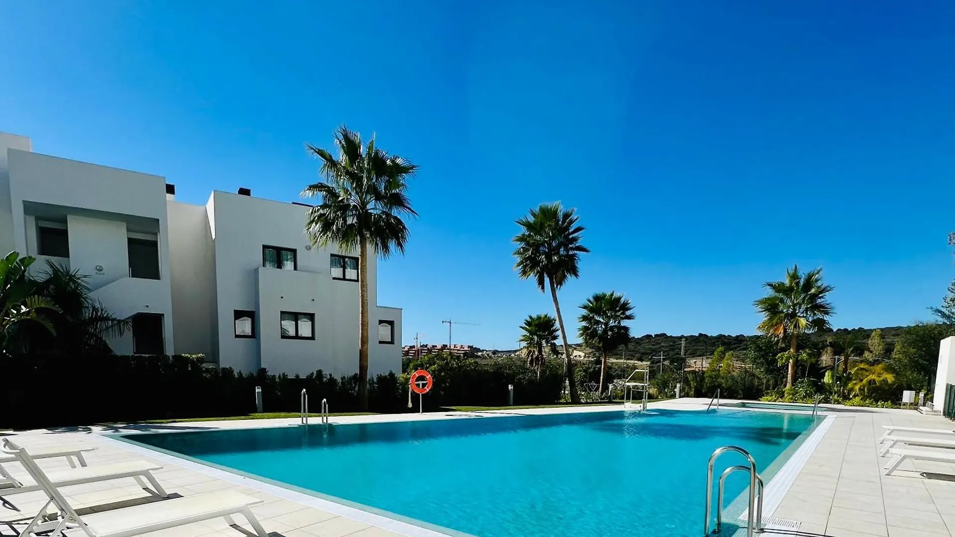 Penthouse Moderne Vue Mer Ideal Pour Sejour En Famille Las Olas Estepona España