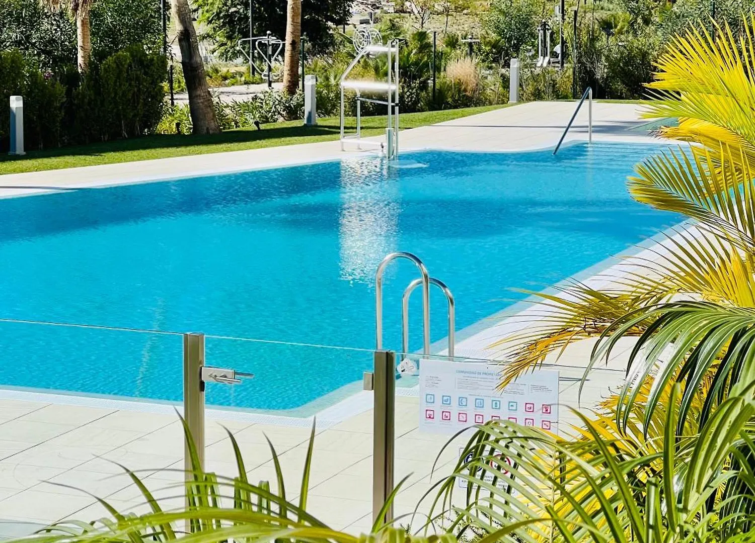 Apartamento Penthouse Moderne Vue Mer Ideal Pour Sejour En Famille Las Olas Estepona