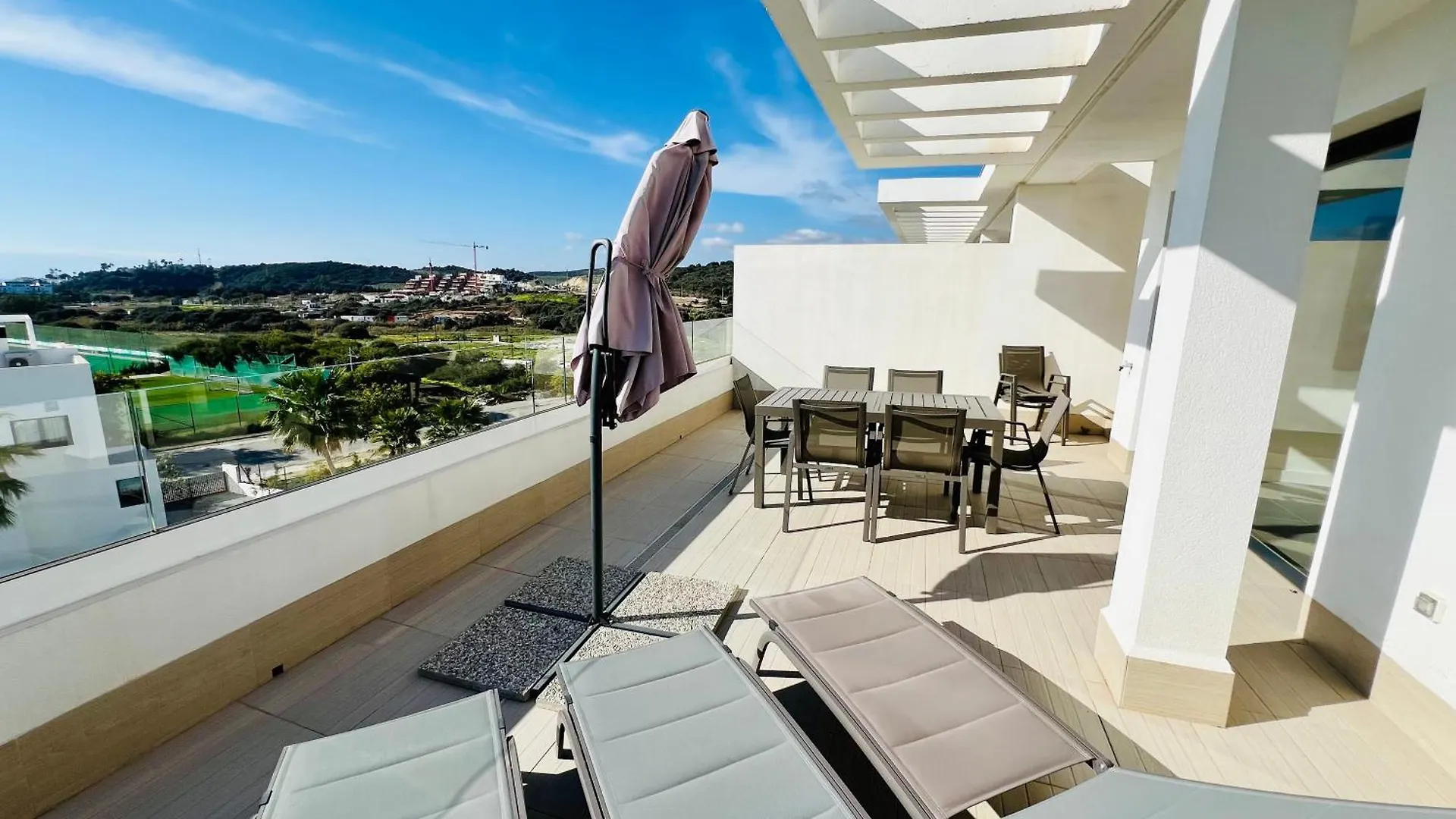 Penthouse Moderne Vue Mer Ideal Pour Sejour En Famille Las Olas Estepona Apartamento