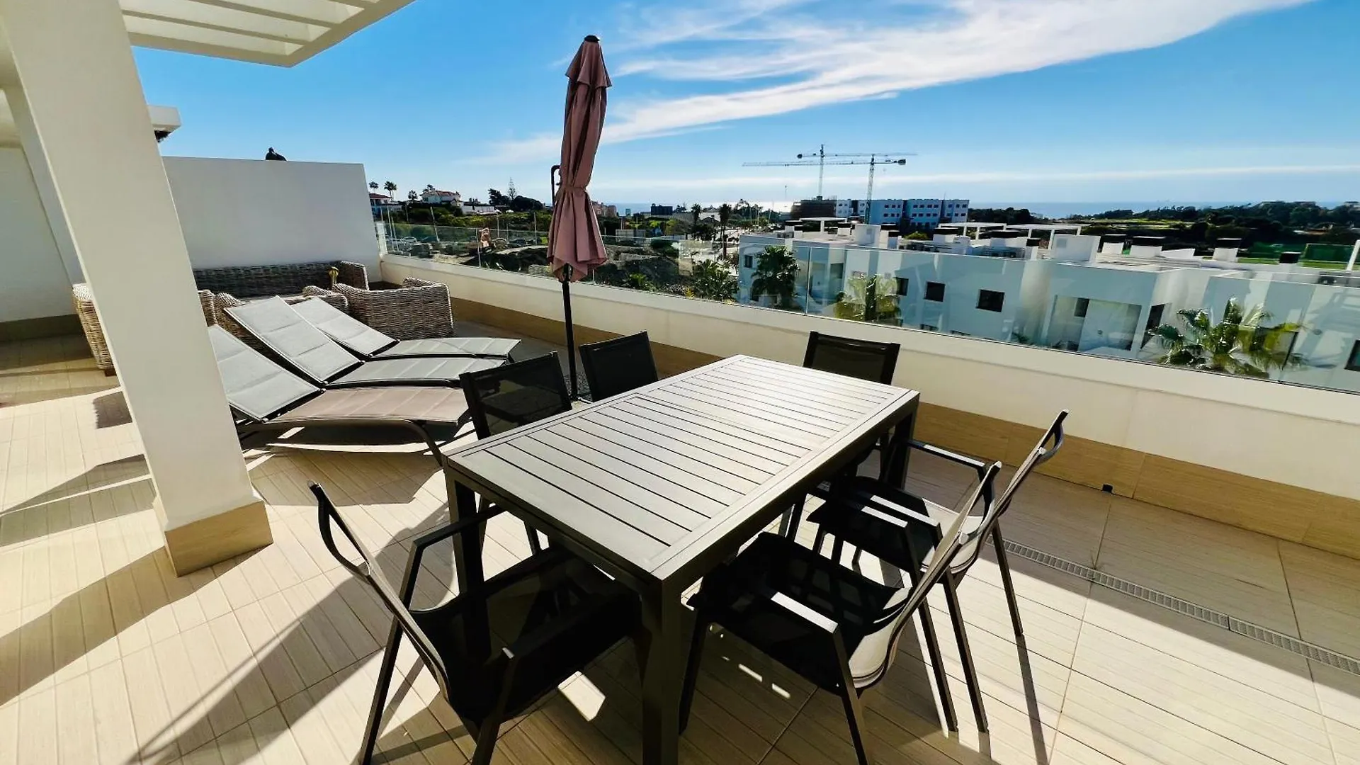 Apartamento Penthouse Moderne Vue Mer Ideal Pour Sejour En Famille Las Olas Estepona España